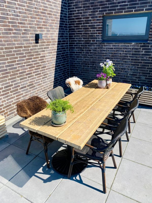 Havebord af Genbrugsplanker | Fenris Stel | 180 cm