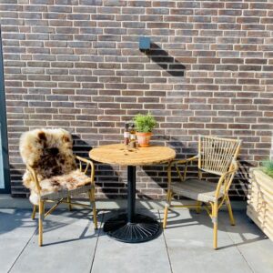 Cafébord af Kabeltromle på Fenris Stel | Ø70 / Brændt og Lakeret