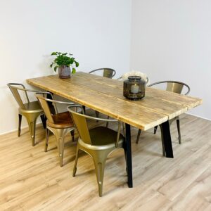 Plankebord af Genbrugsplanker | Sort Stålstel | 180 cm / Brændt og Lakeret